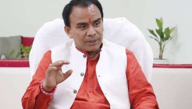 सूबे के 550 सरकारी स्कूलों को गोद लेंगे उद्योगपतिः डॉ. धन सिंह रावत